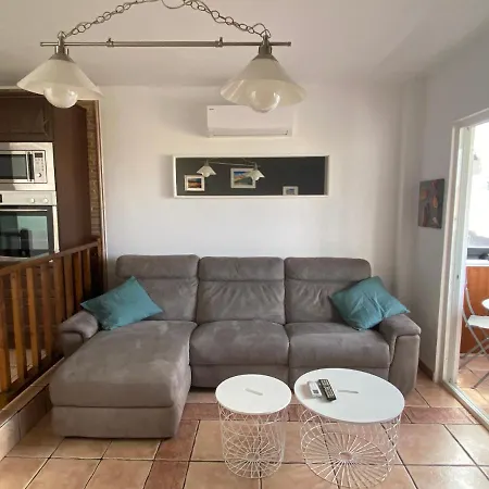Lägenhet Apartamento Niar *